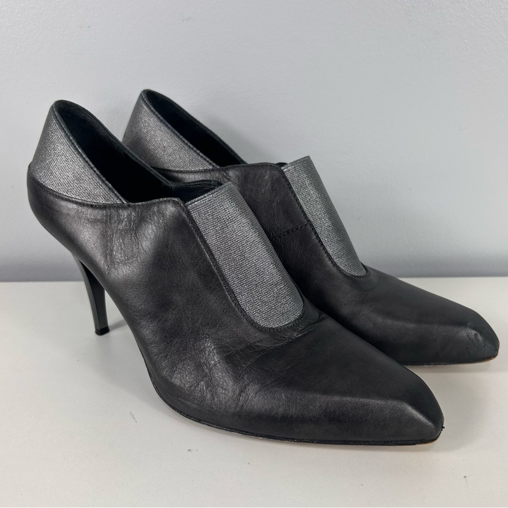 DONALD J PLINER silver metallic leather slip on pointed toe heel